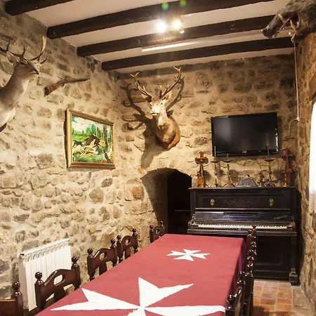 Castillo De De Moncayo 컨트리하우스 *