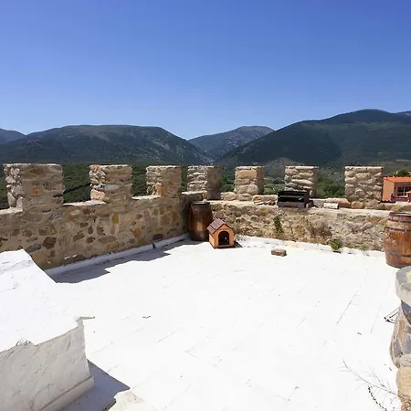 Castillo De De Moncayo *