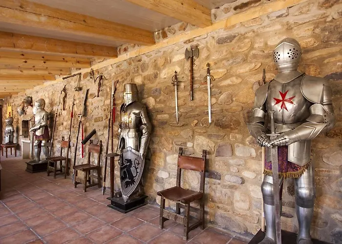 Castillo De De Moncayo * Añón