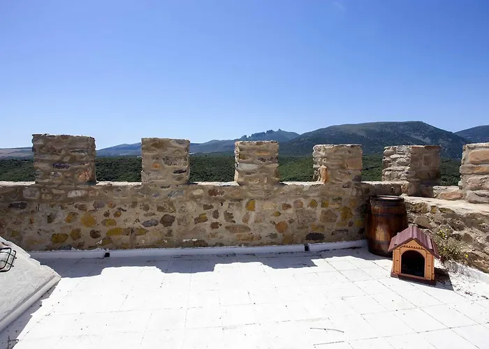 Castillo De De Moncayo