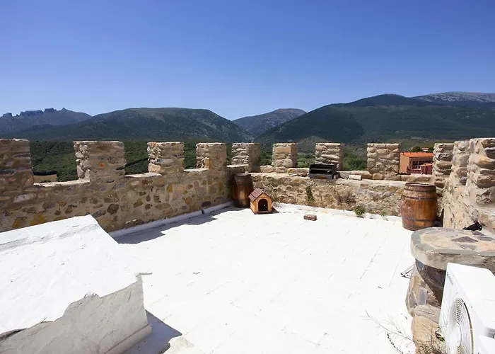 Castillo De De Moncayo *